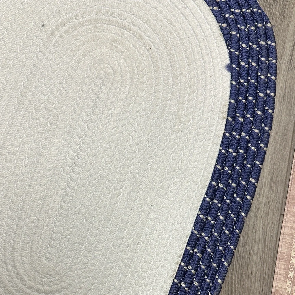 N/A oval rug